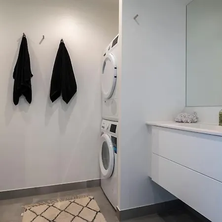 Appartement Brand New & Full Sea View In *