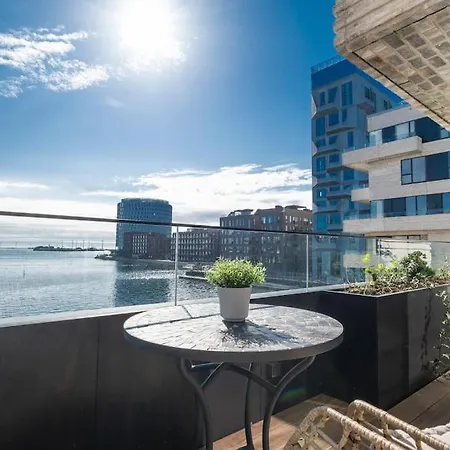 Brand New & Full Sea View In Copenhague