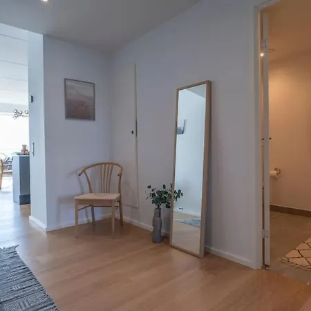 Appartement Brand New & Full Sea View In *