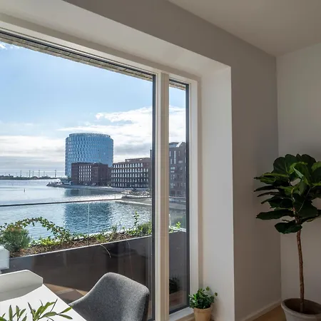 公寓 Brand New & Full Sea View In *