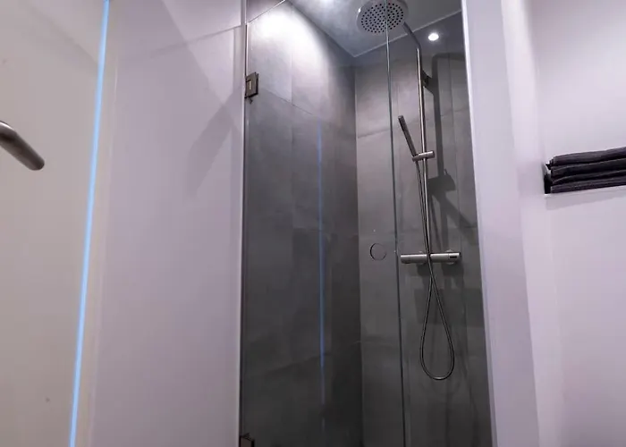 Appartement Brand New & Full Sea View In